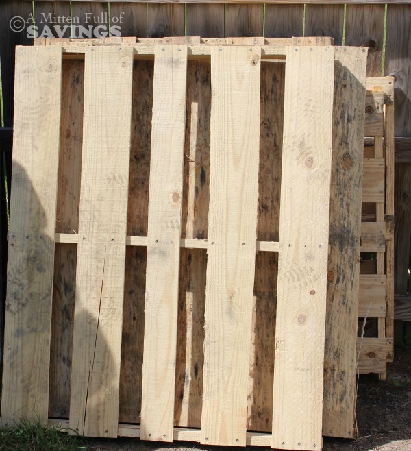 wood pallets for bar