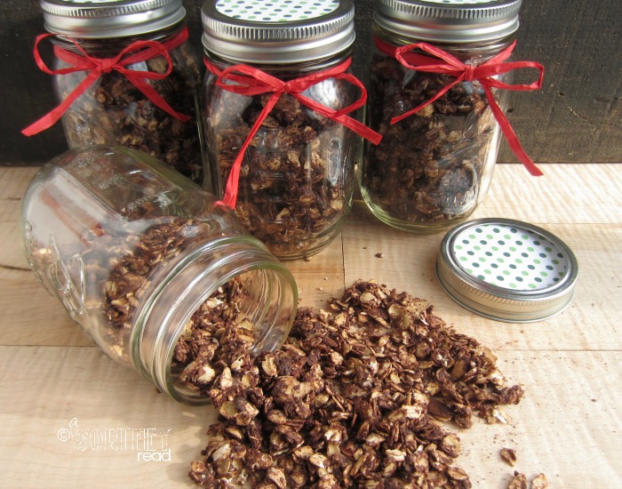 Mint Chocolate Granola gift in jar idea