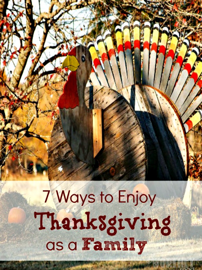 It's easy to get caught up in the hustle & bustle of the Holidays. Take time out & enjoy Thanksgiving w/these ideas- Ways to Enjoy Thanksgiving as a Family