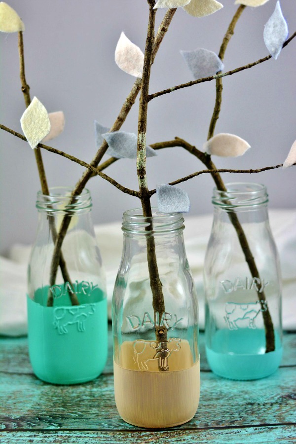Have fun with Spring and bright colors with this easy DIY Chalk idea: Chalk Paint Dipped Milk Jars Step 