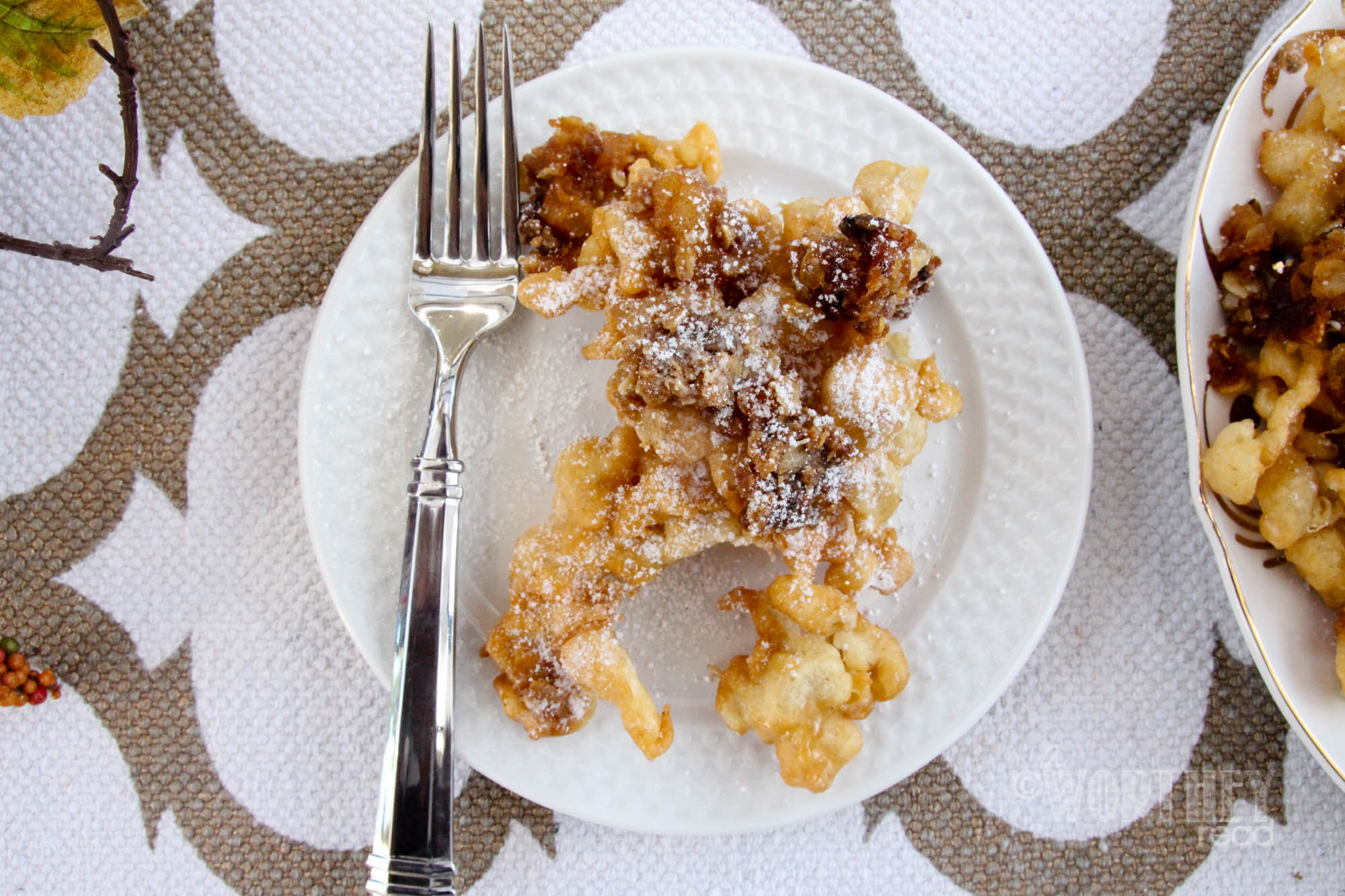 Easy Apple Crisp - Tornadough Alli