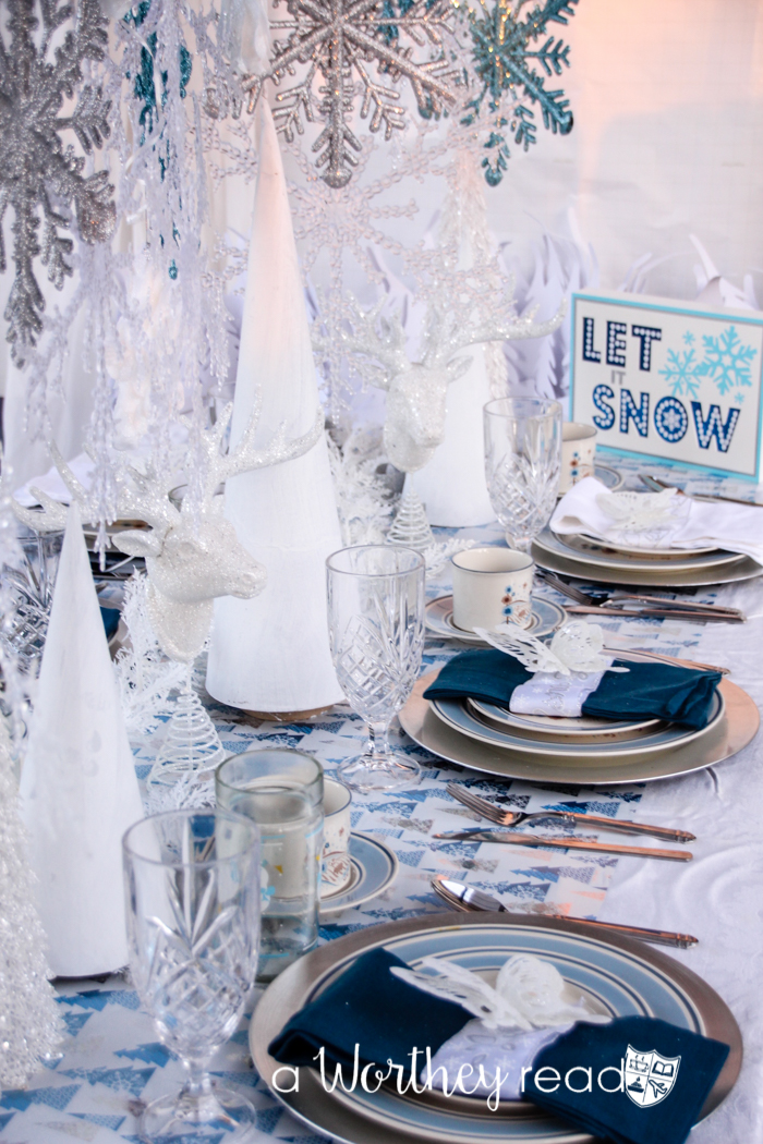 Blue & White Winter Wonderland Tablescape