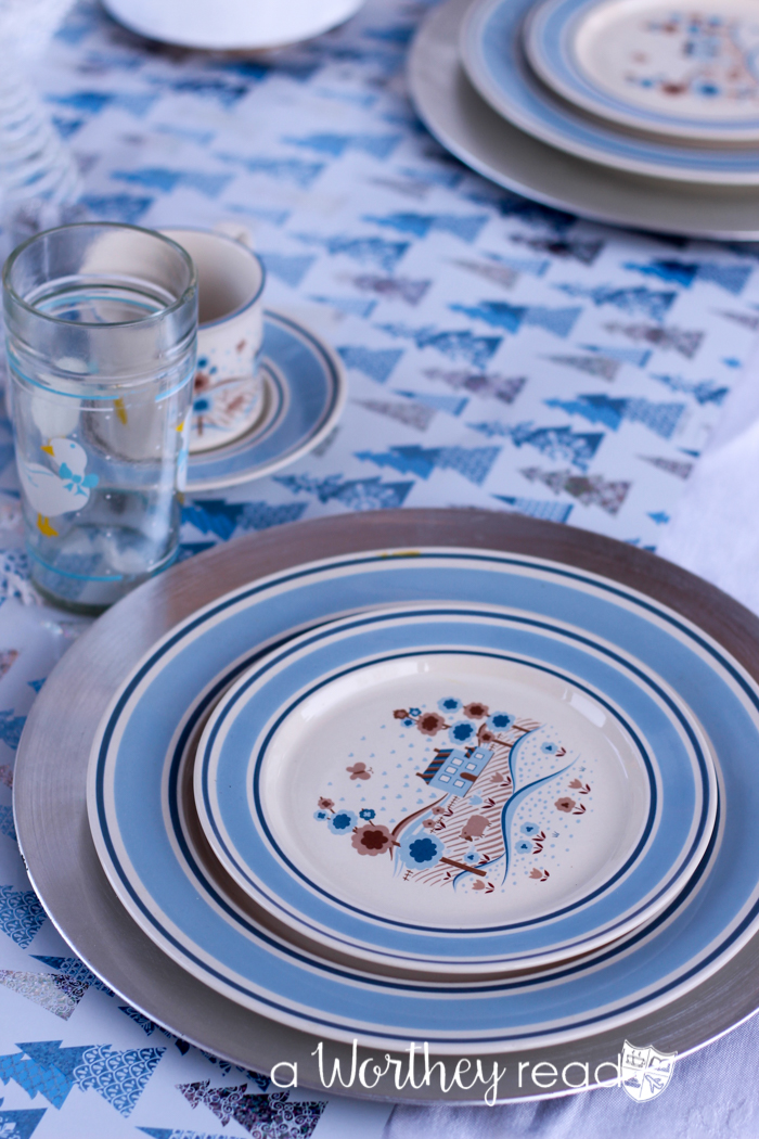 Blue & White Winter Wonderland Tablescape