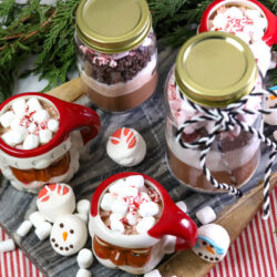 hot cocoa mix in a jar