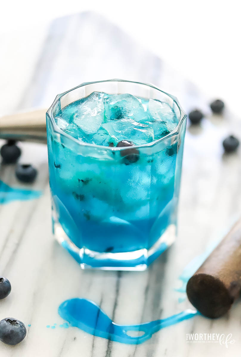 Whiskey Cocktail idea with blue curacao
