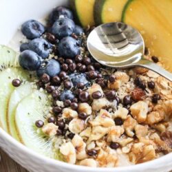 Here's an easy breakfast idea for the non-dairy fans. Smoothie bowls, yogurt bowls are quite popular these days, and this Kiwi, Blueberry & Mango Non-Dairy Yogurt Bowl will soon become a favorite for breakfast. It combines several fruits (Kiwi, Blueberries, and Mango) and necessary essentials (Hemp Hearts, California Walnuts, Vegan Oatmeal) to start your day off on the right foot!