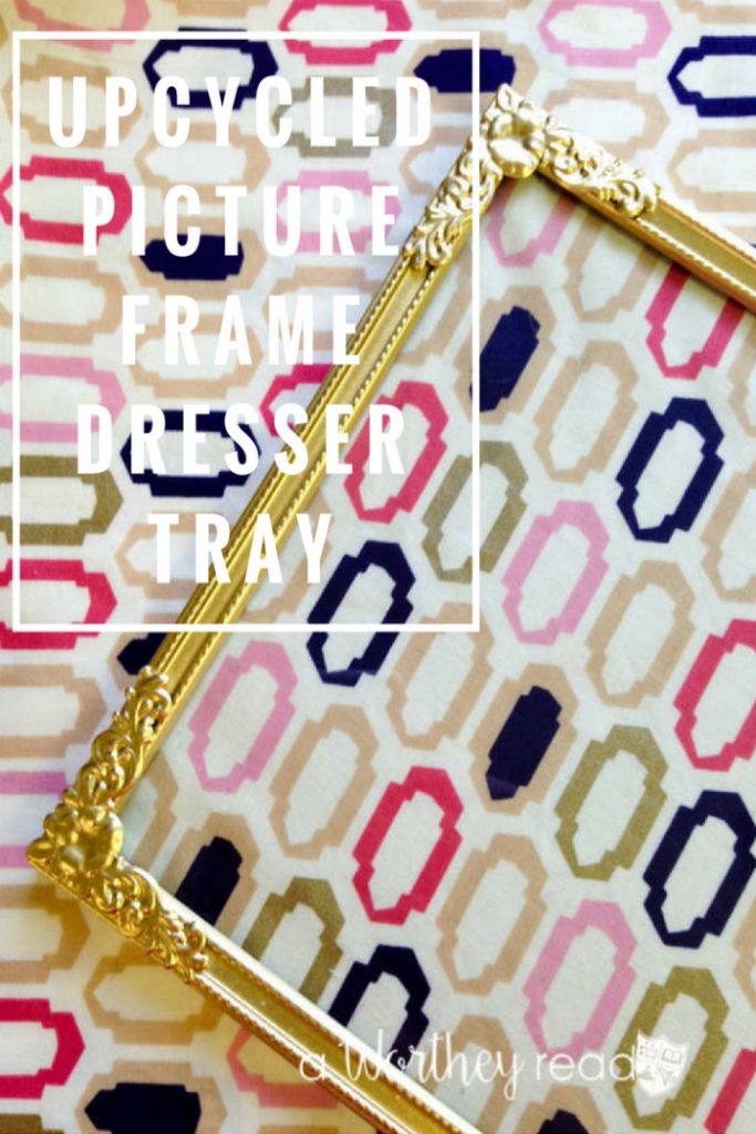 I love upcycle ideas for taking old junk and creating something new. Here's an easy upcycled DIY project to try this weekend. Upcycled Picture Frame Dresser Tray