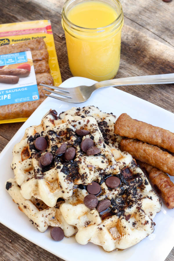 Get breakfast on the table within 10 minutes with our easy waffle recipe! - Oatmeal Buttermilk Waffles with Crushed Oreos & Marcona Almonds
