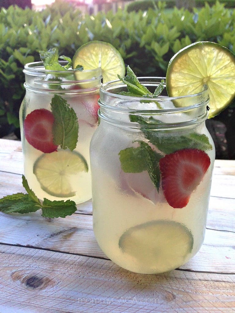 7 Summer Cocktails Perfect for Serving Up in a Mason Jar - Organic Authority