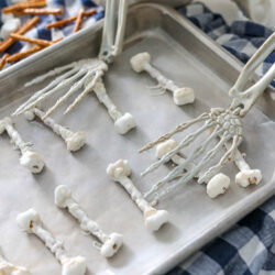 Easy Halloween Treat: Pretzel Bones