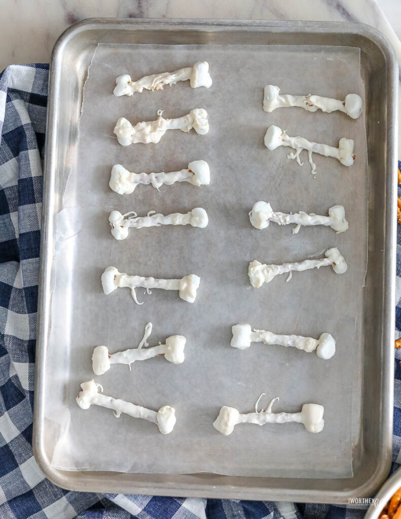 how to make pretzel bones