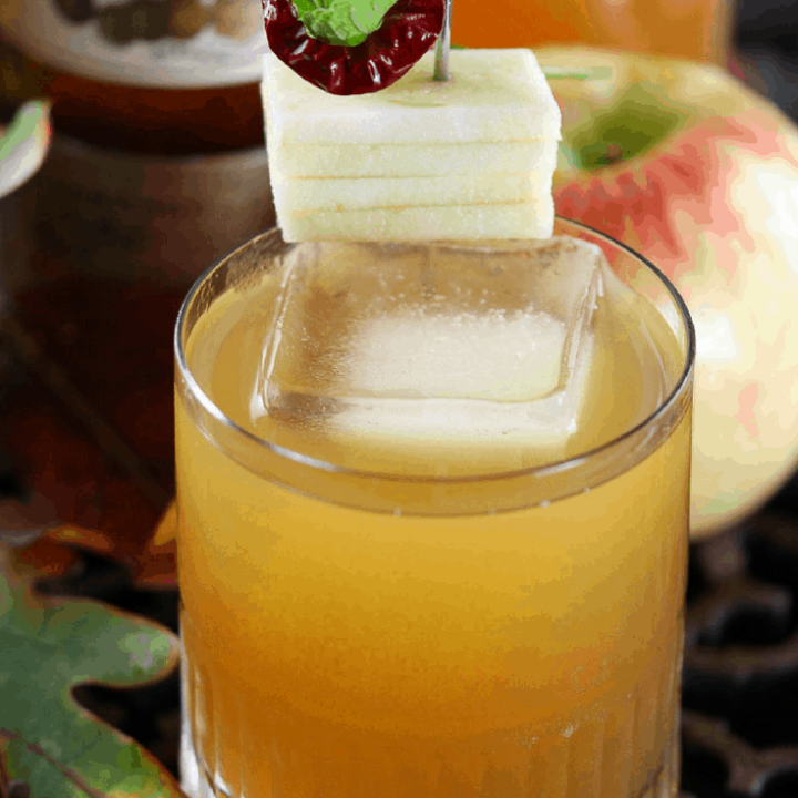 Try this Halloween Cocktail Spicy Rum Apple Cider