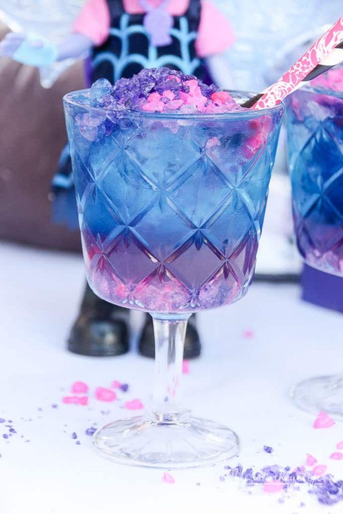 The Vampirina Kid Drink