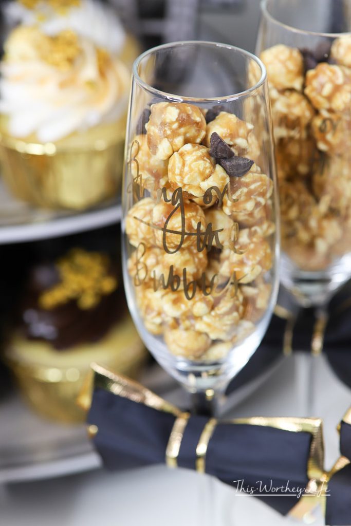 Creative ways to serve popcorn