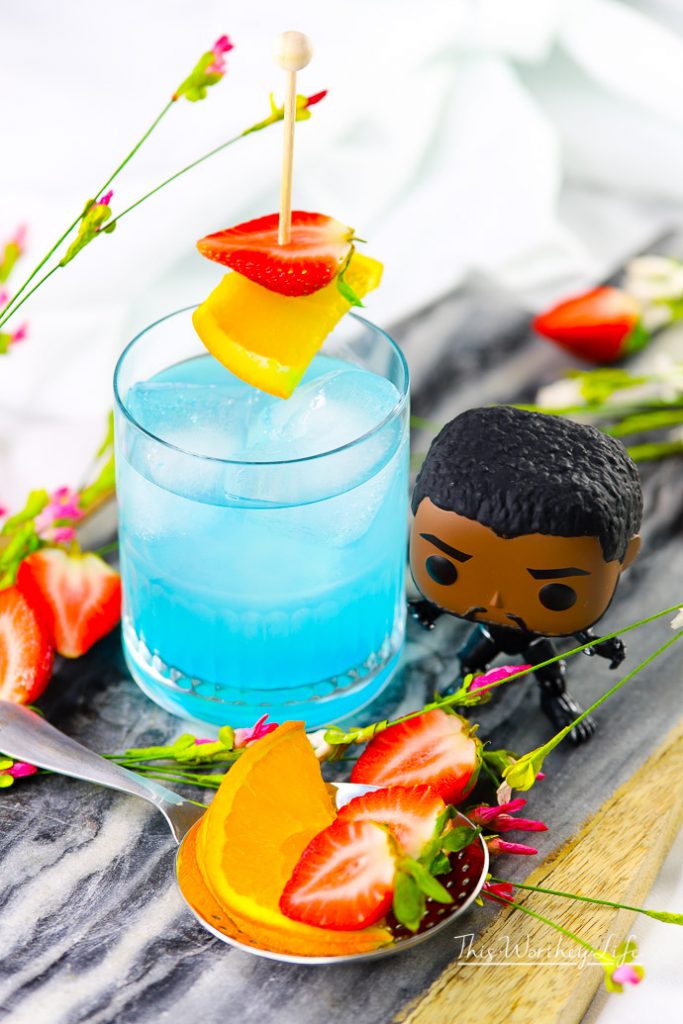 Black Panther Cocktail | The Vibranium Cocktail with Hpnotiq 