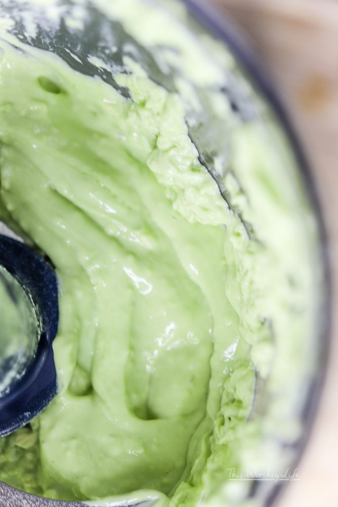 How to make Avocado Crema