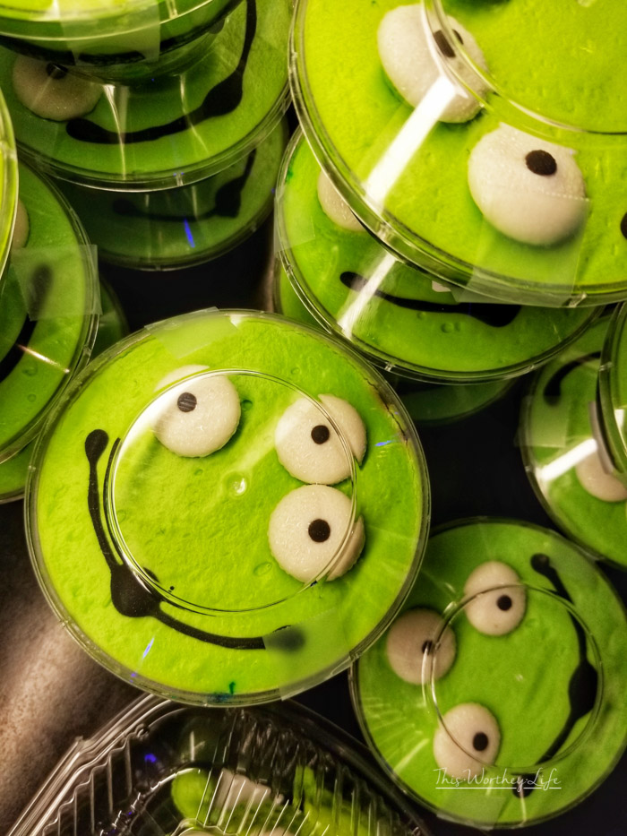 best food at pixar fest- Macaron and a Blackberry-Lime Parfait