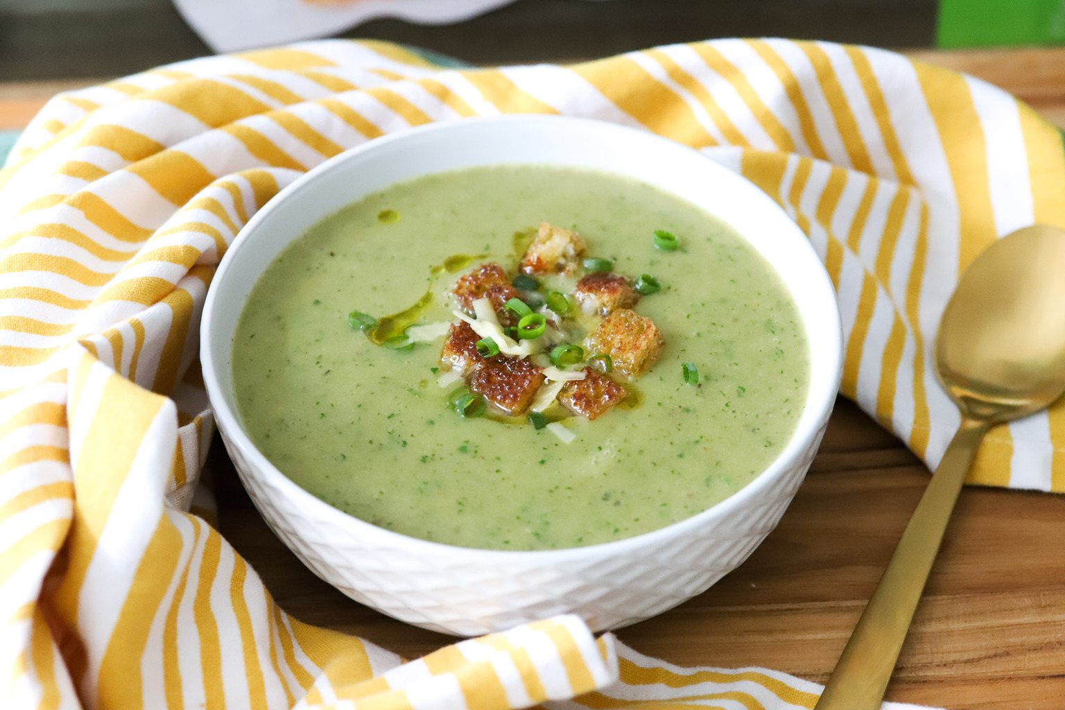 Creamy Asparagus Potato Soup