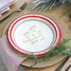 How To Set A Holiday Table With Paper Plates