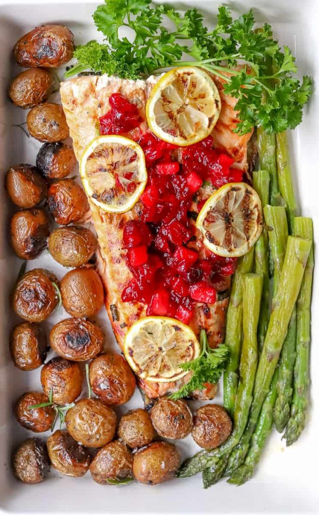 This holiday season, bring extra flavor to your holiday dinner by trying our Grilled Honey Salmon. Along with Smoky Cranberry + Apple Sauce, grilled red skin potatoes and asparagus, this is a recipe perfect for your holiday dinner or any time of the year. So, let's get grilling!