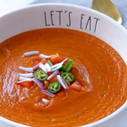 When you think of comfort food in a bowl, our creamy tomato + chickpea soup is all that and some. Made in the Instant Pot, this soup recipe is perfect for the cold weather.