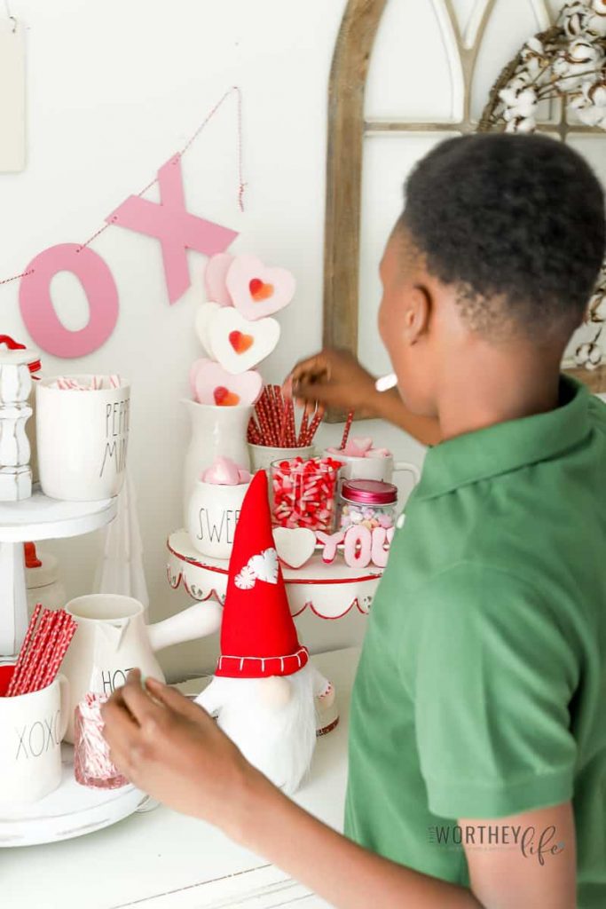 Hot cocoa bar ideas for kids