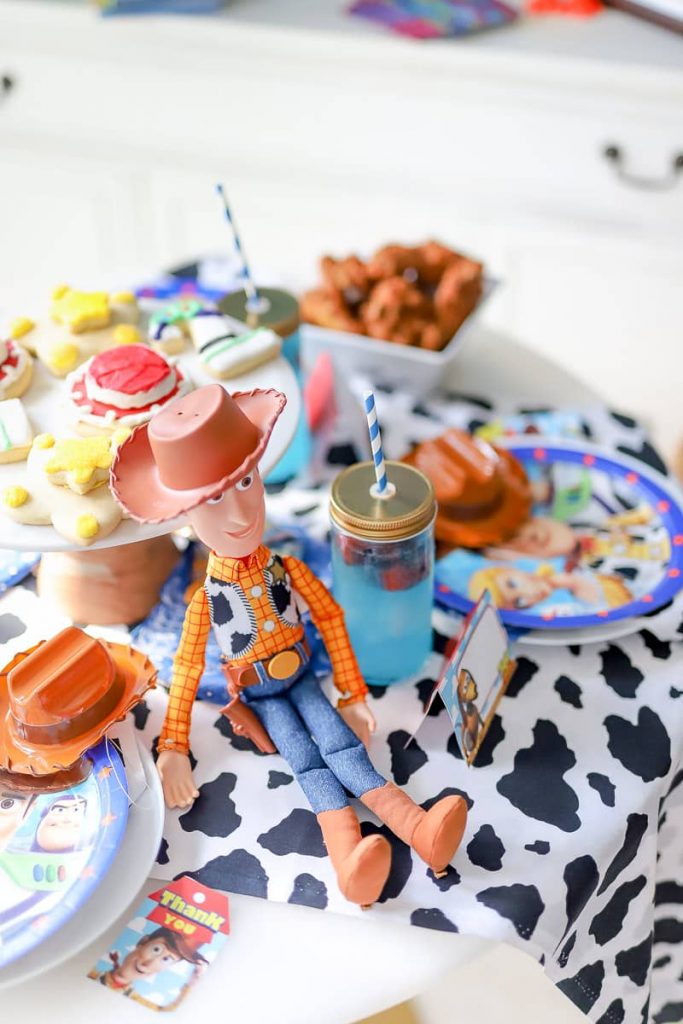 How to plan a Toy Story themed party