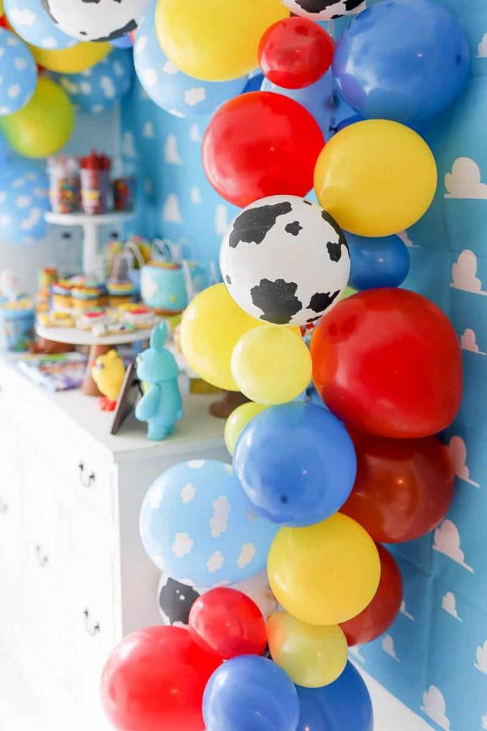 Toy Story Balloon Garland