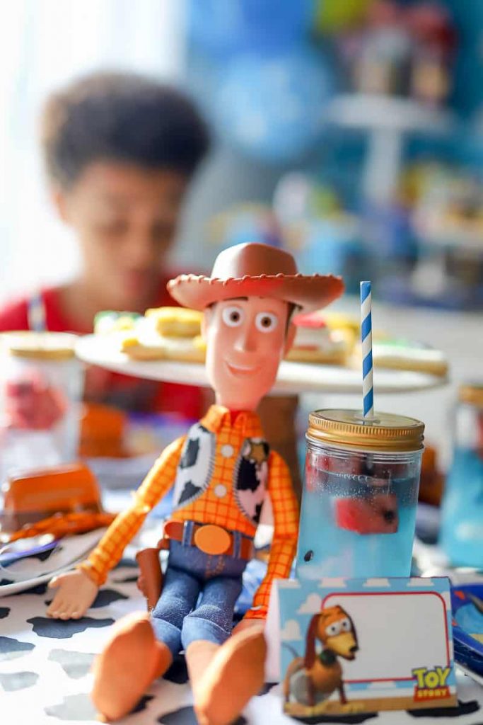 How to plan a Toy Story themed party