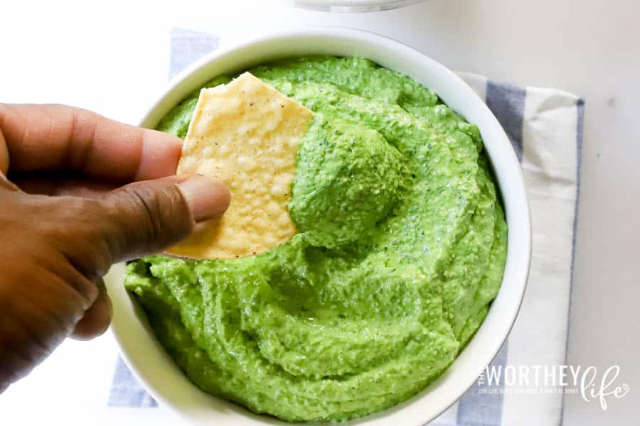 Game Day Dip Recipe: Spinach + Avocado Dip