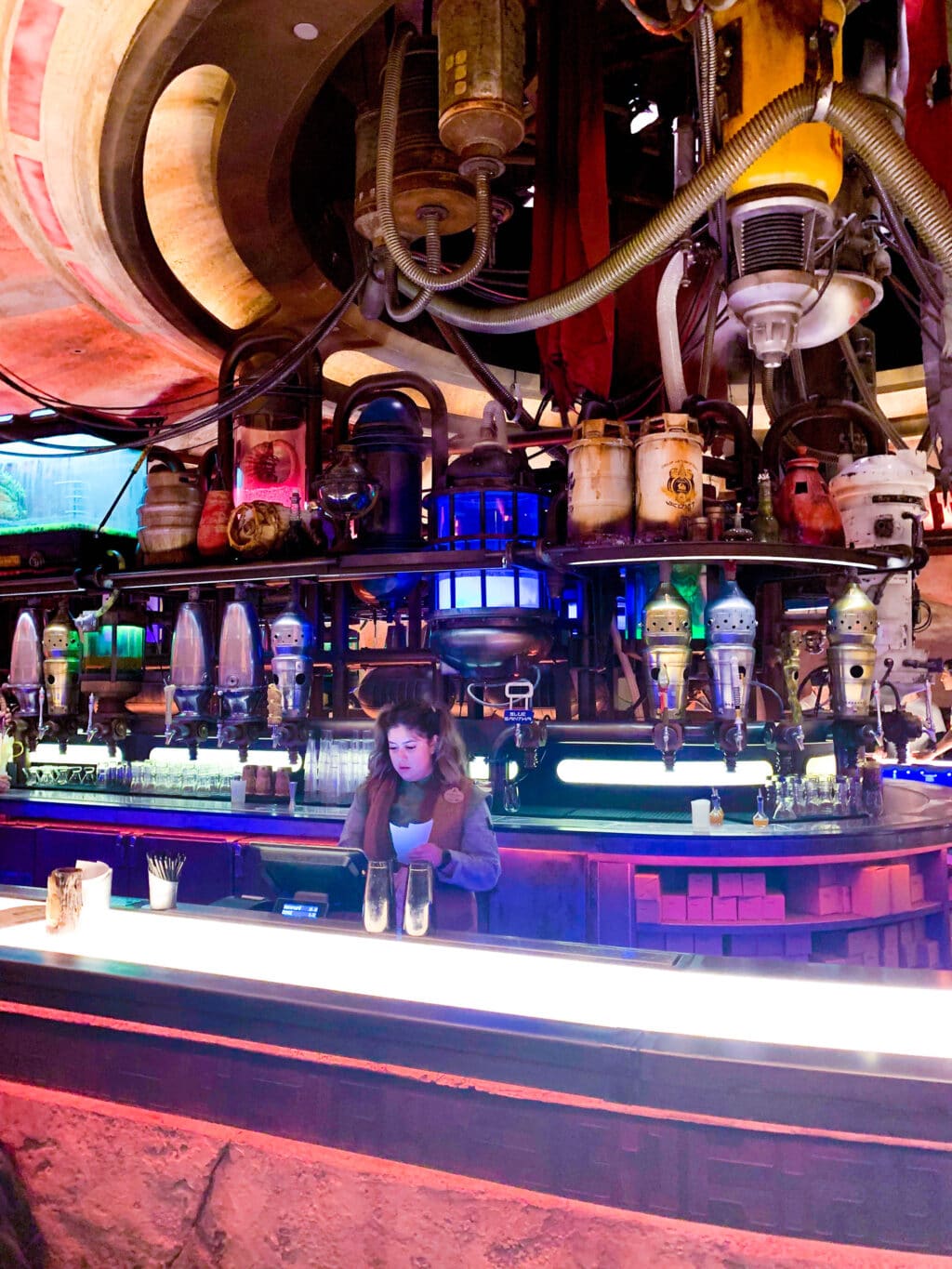 Oga's Cantina on Galaxy's Edge Everything You Need to Know