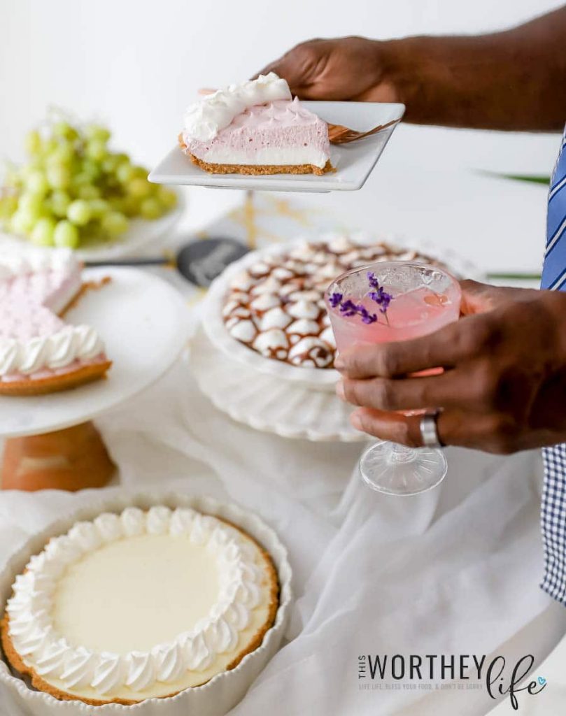 How to host a summer pie party