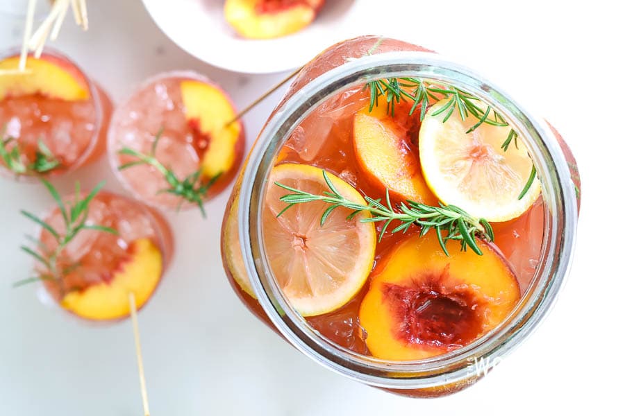 Give your autumn tailgating party a kick in the pants with our Black Cherry Cider + Peach Party Punch. It can be made non-alcoholic or with one of your favorite spirits. We're using a non-alcoholic spirit, Seedlip to give our party punch a kick without the alcohol. Grab the recipe down on the blog and serve it up at your next game day or holiday party.