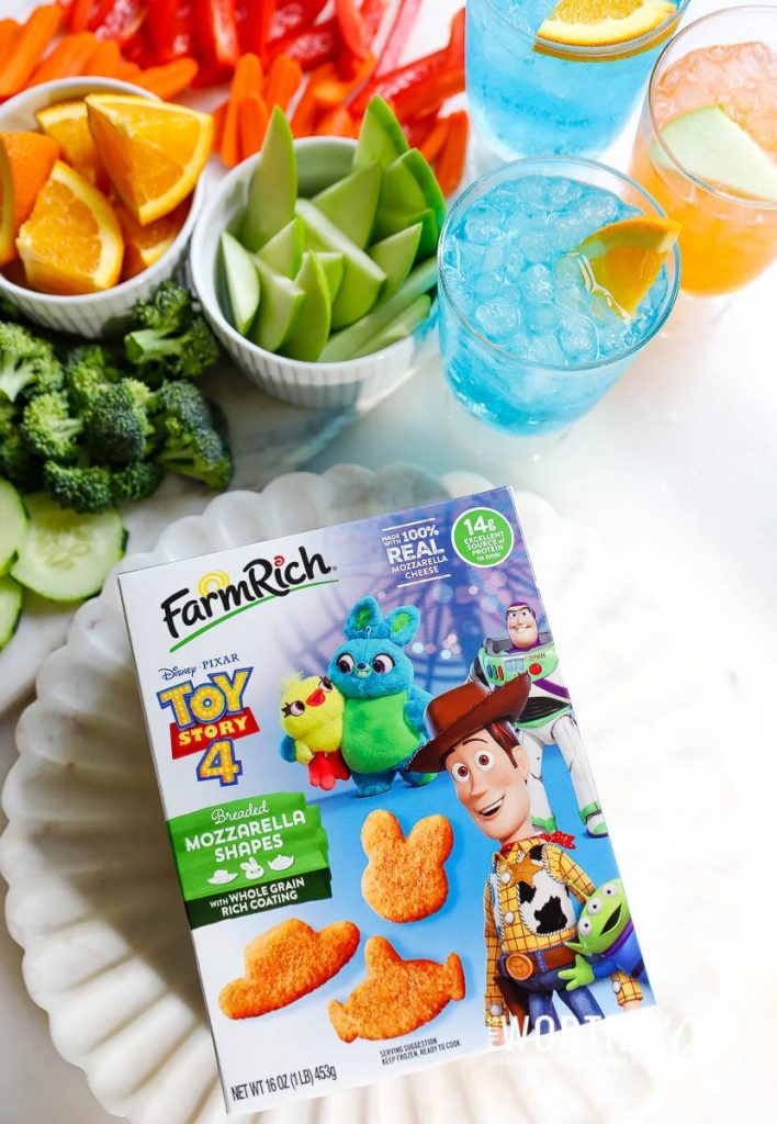 Create a kid-approved snack board featuring Toy Story 4 Mozzarella Shapes from Farm Rich snacks and appetizers. These snacks are perfect for an after-school snack, Toy Story themed party food, or great for the kids’ lunchboxes.