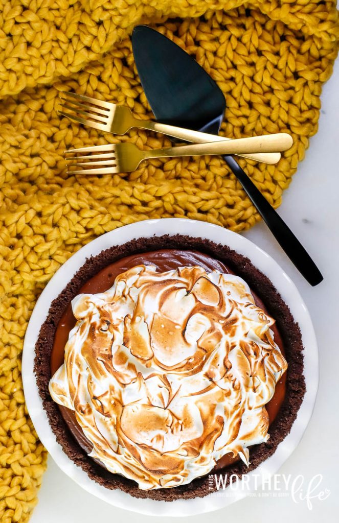 No-Bake Chocolate Cream Pie