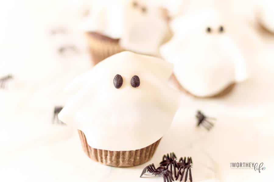 Halloween Cupcakes | Ghost Cupcakes