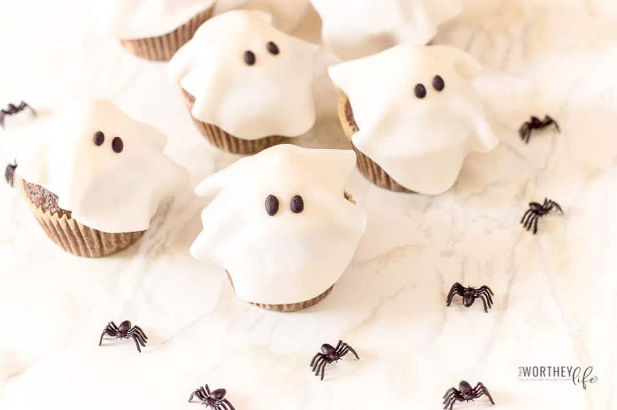 how to make ghost cupcakes