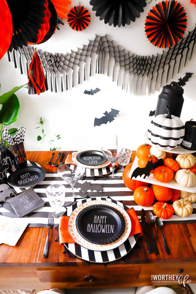 Black and white party ideas for Halloween