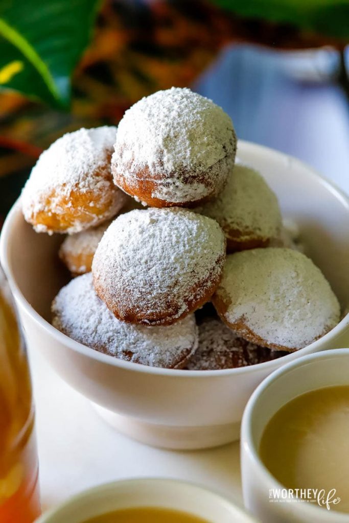 Coffee Break + Beignets