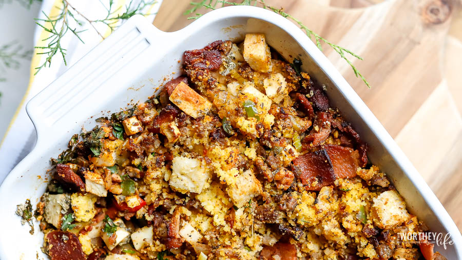 easy cornbread stuffing recipe for Thanksgiving