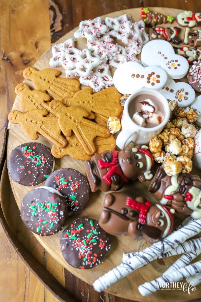 15 Minute Kids Christmas Charcuterie Board