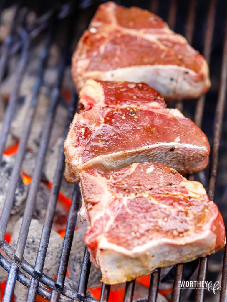 The best grilled lamb chops