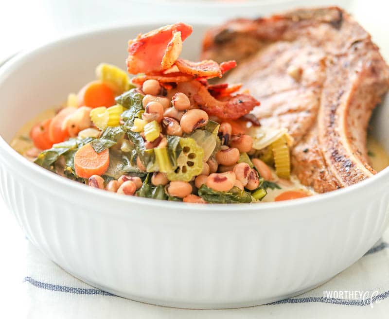 Black Eyed Peas Instant Pot Recipe + Grilled Pork Chops