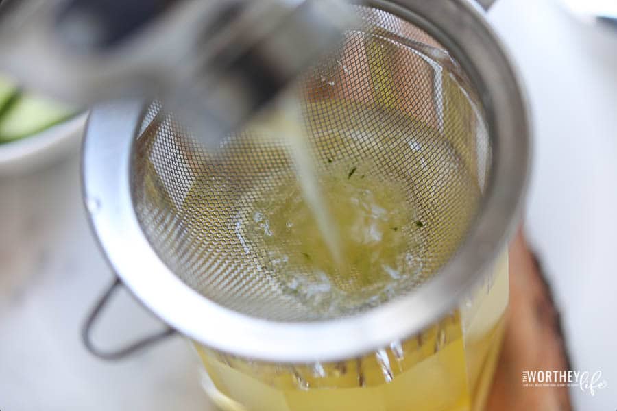 making an irish maid cocktail in a tumbler