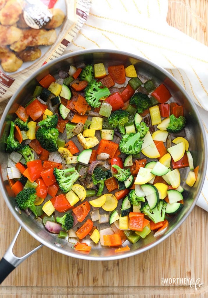 fresh cut veggies for an easy 30 minute pasta recipes