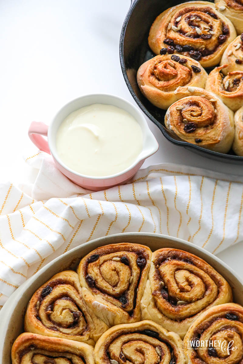 the best frosting for cinnamon rolls