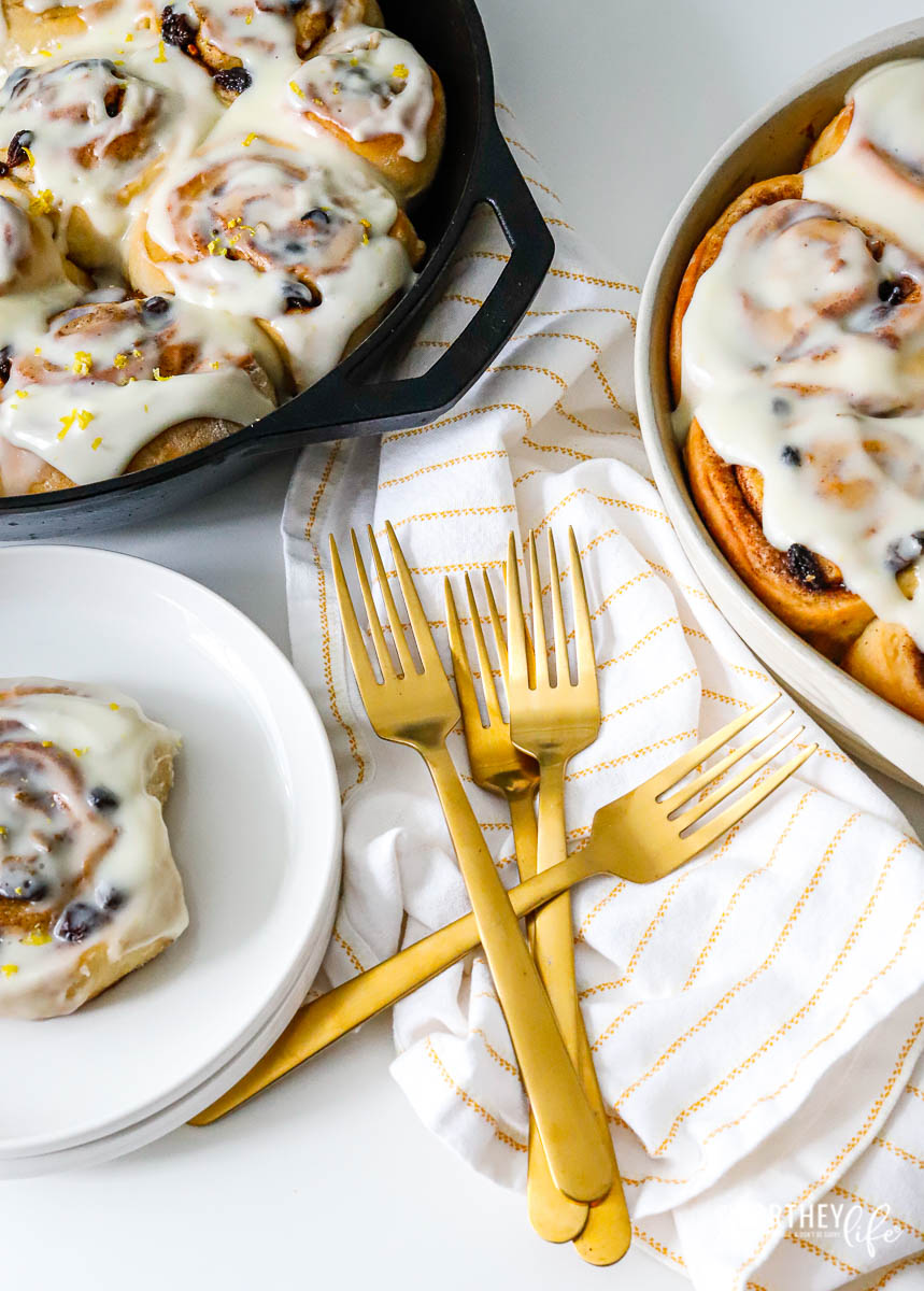 the best icing for cinnamon rolls