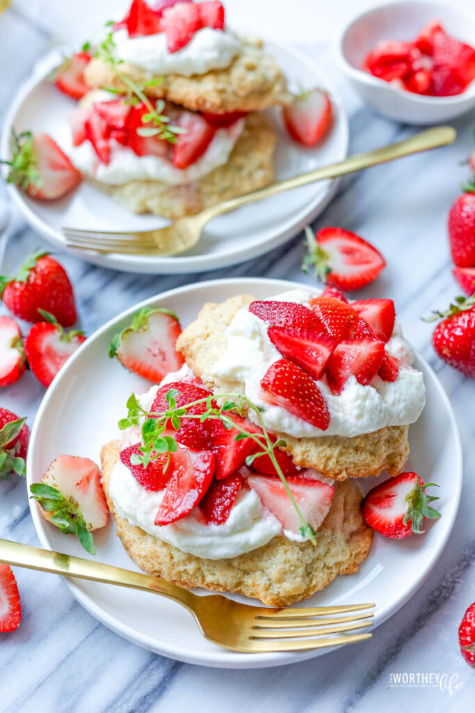 easy strawberry shortcake
