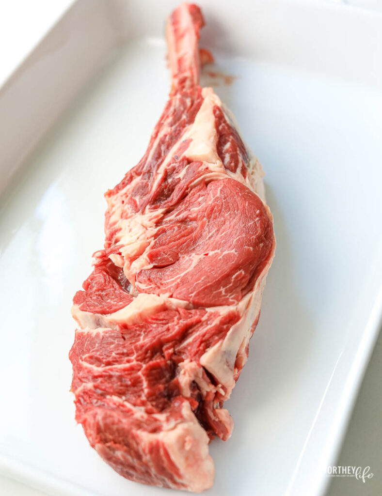 tomahawk meat