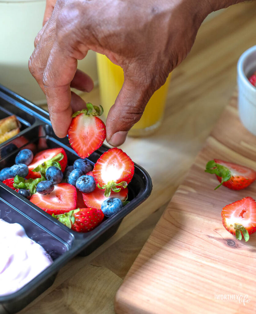 how to create a school lunch menu